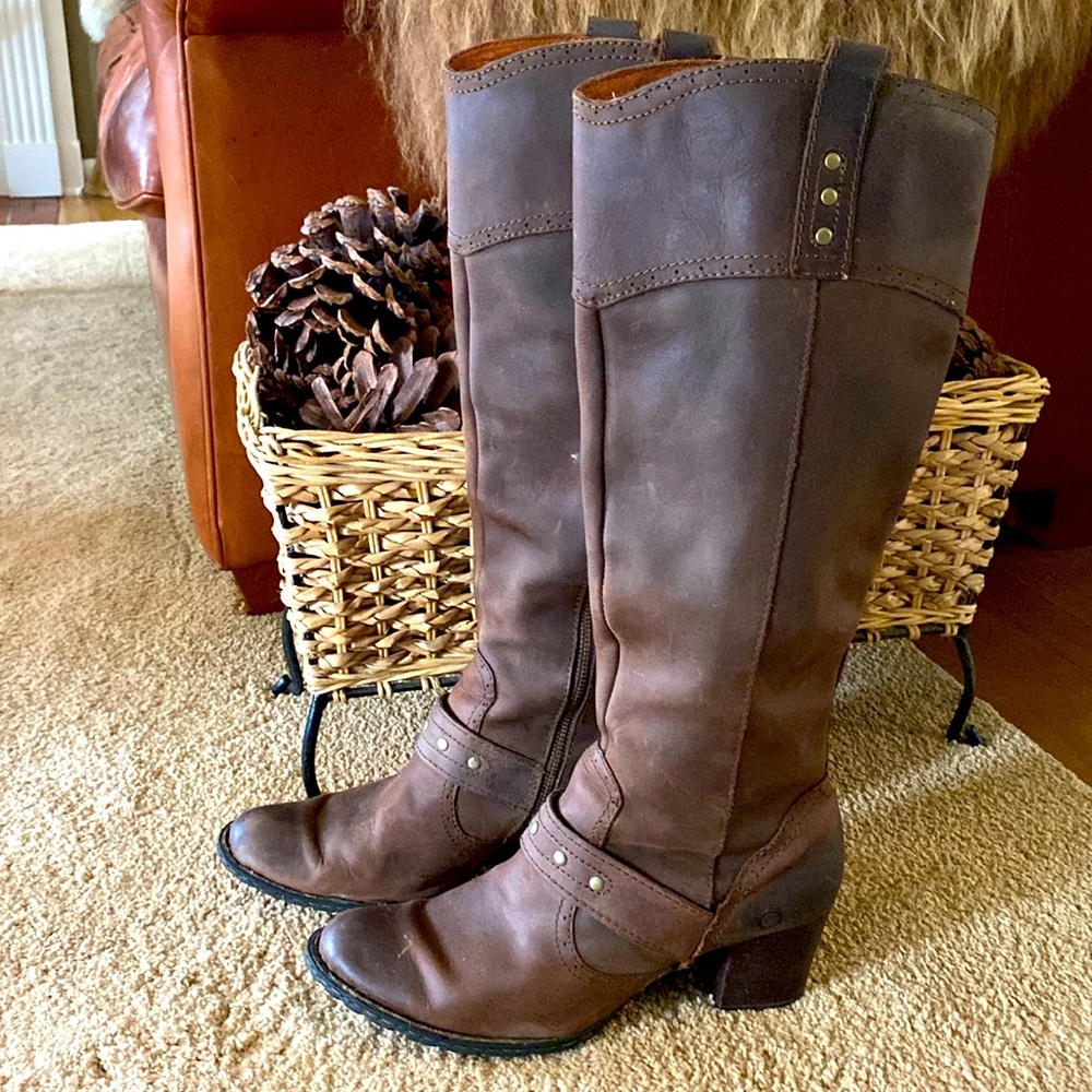 Born tall boots